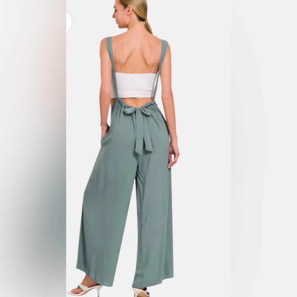 ZENANA Woven Tie Back Suspender Jumpsuit Cream/Tan Size S & M - Picture 3 of 11